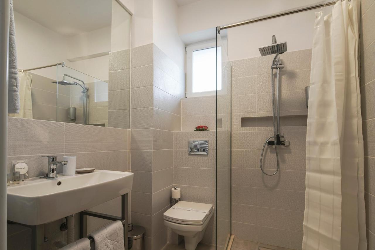 Lotus Exclusive Bed & Breakfast Navodari Luaran gambar