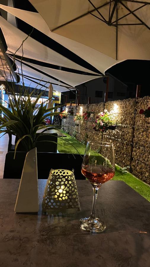 Lotus Exclusive Bed & Breakfast Navodari Luaran gambar